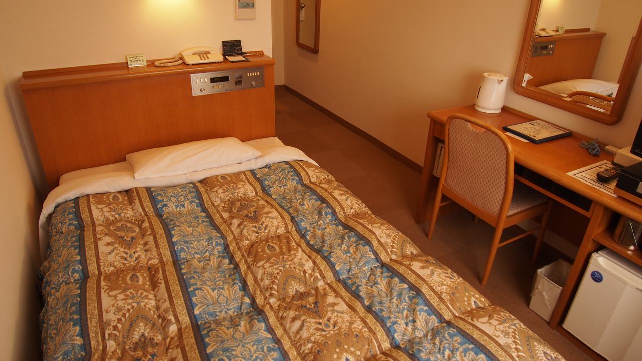 Persimmon Hotel Сайтама Экстерьер фото