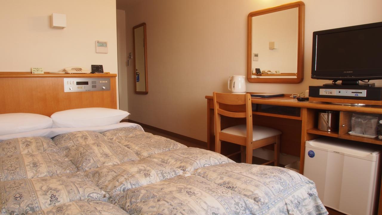 Persimmon Hotel Сайтама Экстерьер фото